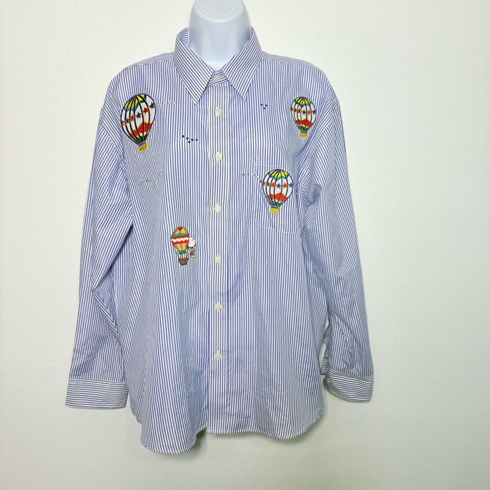PinStriped Infinity Fashions Button Down Shirt with Hot Air Balloon Design SzL